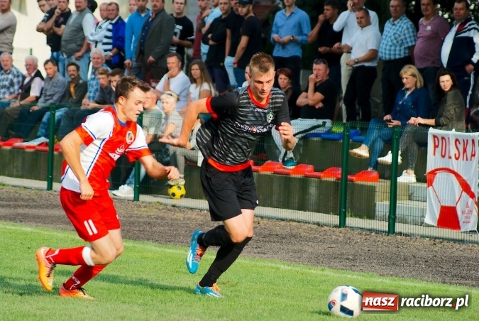 Zdjęcie w galerii na portalu naszraciborz.pl: Klasa okręgowa: Samobój kapitana pogrzebał szanse Tworkowa wiadomości z regionu