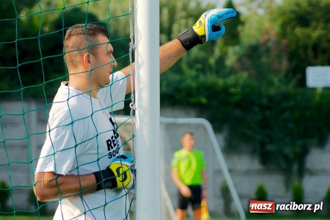 Zdjęcie w galerii na portalu naszraciborz.pl: Klasa okręgowa: Samobój kapitana pogrzebał szanse Tworkowa wiadomości z regionu