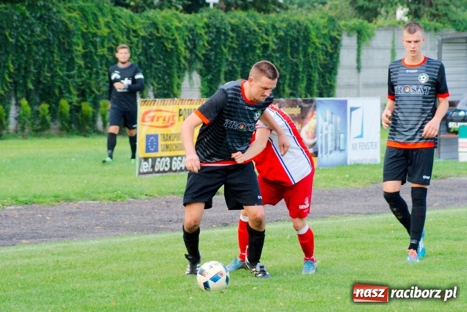 Zdjęcie w galerii na portalu naszraciborz.pl: Klasa okręgowa: Samobój kapitana pogrzebał szanse Tworkowa wiadomości z regionu