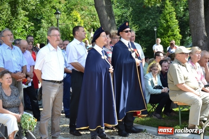 Zdjęcie w galerii na portalu naszraciborz.pl: Ciemna noc daje nam nadzieję na piękny poranek - Odpust Metropolitarny w Rudach! wiadomości z regionu