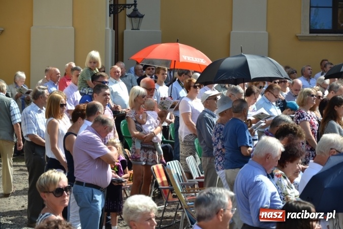 Zdjęcie w galerii na portalu naszraciborz.pl: Ciemna noc daje nam nadzieję na piękny poranek - Odpust Metropolitarny w Rudach! wiadomości z regionu