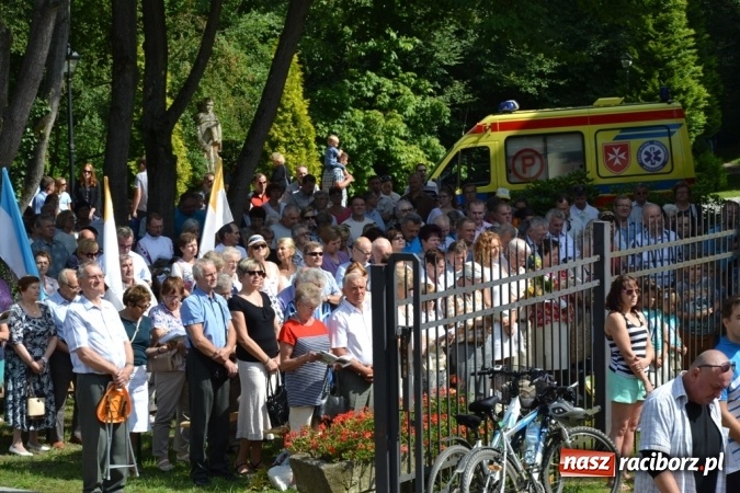 Zdjęcie w galerii na portalu naszraciborz.pl: Ciemna noc daje nam nadzieję na piękny poranek - Odpust Metropolitarny w Rudach! wiadomości z regionu