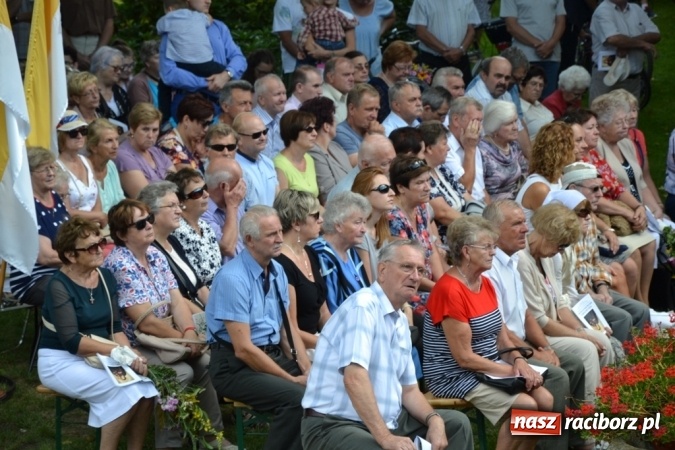 Zdjęcie w galerii na portalu naszraciborz.pl: Ciemna noc daje nam nadzieję na piękny poranek - Odpust Metropolitarny w Rudach! wiadomości z regionu