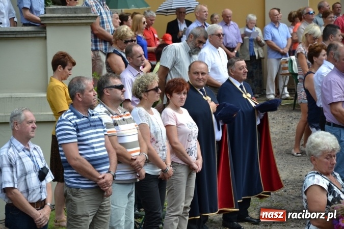 Zdjęcie w galerii na portalu naszraciborz.pl: Ciemna noc daje nam nadzieję na piękny poranek - Odpust Metropolitarny w Rudach! wiadomości z regionu