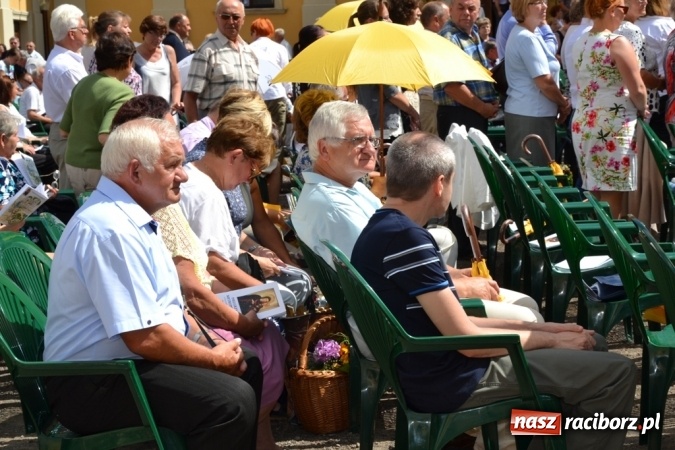 Zdjęcie w galerii na portalu naszraciborz.pl: Ciemna noc daje nam nadzieję na piękny poranek - Odpust Metropolitarny w Rudach! wiadomości z regionu
