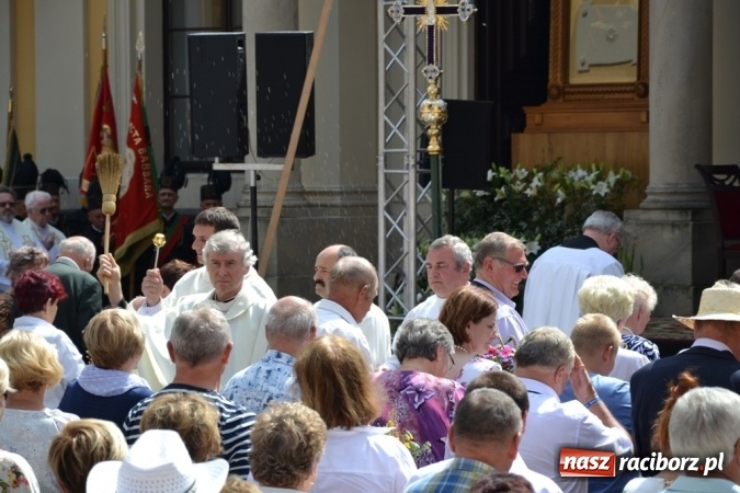 Zdjęcie w galerii na portalu naszraciborz.pl: Ciemna noc daje nam nadzieję na piękny poranek - Odpust Metropolitarny w Rudach! wiadomości z regionu