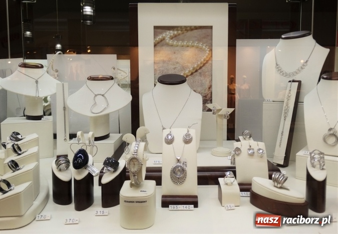 Zdjęcie w galerii na portalu naszraciborz.pl: Jubiler Tik-Tak - doświadczenie w tworzeniu piękna wiadomości z regionu