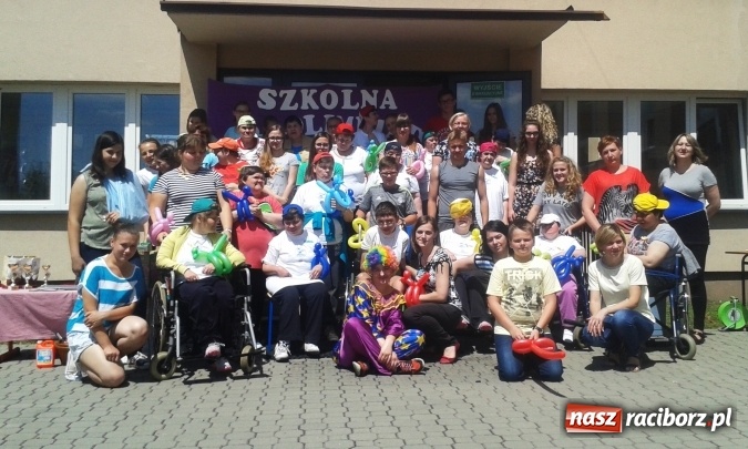 Zdjęcie w galerii na portalu naszraciborz.pl: IV Szkolna Paraolimpiada w Krzyżanowicach  wiadomości z regionu