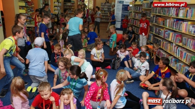 Zdjęcie w galerii na portalu naszraciborz.pl: Lato z biblioteką: Doktor Nieboli i papuga Polinezja  wiadomości z regionu