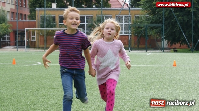 Zdjęcie w galerii na portalu naszraciborz.pl: Lato z biblioteką: Doktor Nieboli i papuga Polinezja  wiadomości z regionu