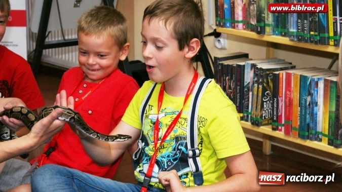 Zdjęcie w galerii na portalu naszraciborz.pl: Lato z biblioteką: Doktor Nieboli i papuga Polinezja  wiadomości z regionu
