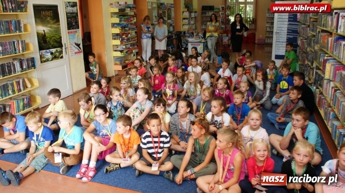 Zdjęcie w galerii na portalu naszraciborz.pl: No, a teraz zażyjmy sobie pieg&oacute;w! - Akademia Pana Kleksa zawitała do Raciborza wiadomości z regionu