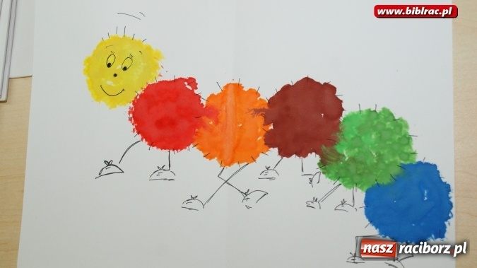 Zdjęcie w galerii na portalu naszraciborz.pl: No, a teraz zażyjmy sobie pieg&oacute;w! - Akademia Pana Kleksa zawitała do Raciborza wiadomości z regionu