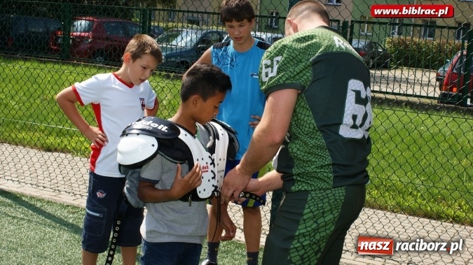 Zdjęcie w galerii na portalu naszraciborz.pl: No, a teraz zażyjmy sobie pieg&oacute;w! - Akademia Pana Kleksa zawitała do Raciborza wiadomości z regionu