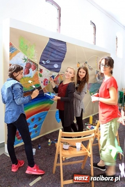 Zdjęcie w galerii na portalu naszraciborz.pl: Międzynarodowe warsztaty w Dreźnie z udziałem uczennic Liceum Plastycznego wiadomości z regionu