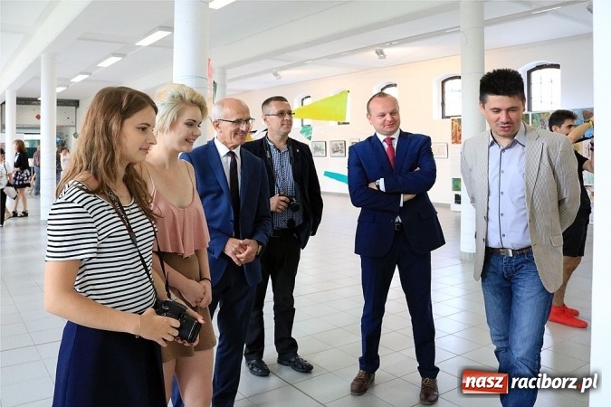 Zdjęcie w galerii na portalu naszraciborz.pl: Międzynarodowe warsztaty w Dreźnie z udziałem uczennic Liceum Plastycznego wiadomości z regionu