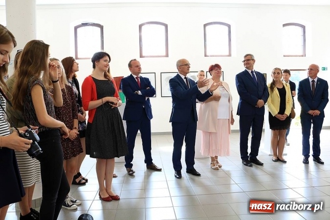 Zdjęcie w galerii na portalu naszraciborz.pl: Międzynarodowe warsztaty w Dreźnie z udziałem uczennic Liceum Plastycznego wiadomości z regionu