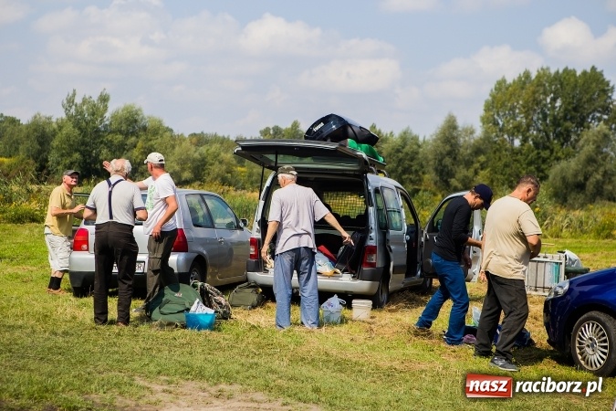 Zdjęcie w galerii na portalu naszraciborz.pl: Osoby niesłyszące rywalizują w Mistrzostwach w Wędkarstwie Spławikowym wiadomości z regionu