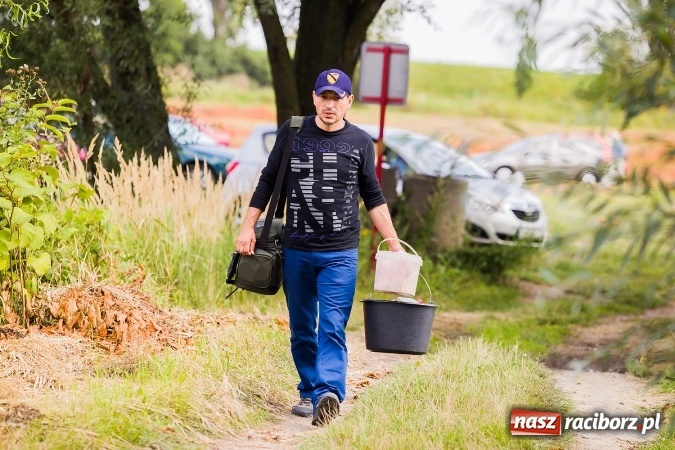 Zdjęcie w galerii na portalu naszraciborz.pl: Osoby niesłyszące rywalizują w Mistrzostwach w Wędkarstwie Spławikowym wiadomości z regionu