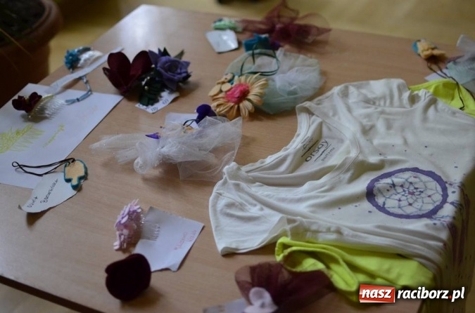 Zdjęcie w galerii na portalu naszraciborz.pl: Coś z niczego na warsztatach rękodzieła w Raciborskim Centrum Kultury wiadomości z regionu