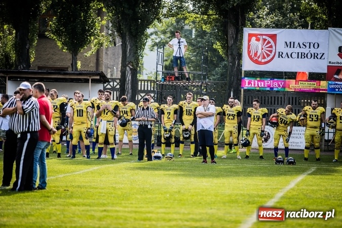 Zdjęcie w galerii na portalu naszraciborz.pl: Cztery drużyny futbolu amerykańskiego walczyły w Raciborzu o udział w mistrzostwach Polski PLFA 8 wiadomości z regionu