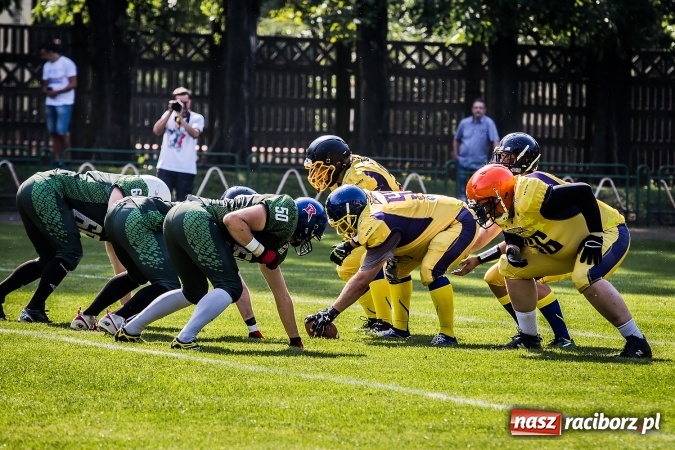 Zdjęcie w galerii na portalu naszraciborz.pl: Cztery drużyny futbolu amerykańskiego walczyły w Raciborzu o udział w mistrzostwach Polski PLFA 8 wiadomości z regionu