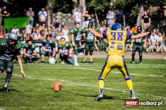 Zdjęcie w galerii na portalu naszraciborz.pl: Cztery drużyny futbolu amerykańskiego walczyły w Raciborzu o udział w mistrzostwach Polski PLFA 8 wiadomości z regionu