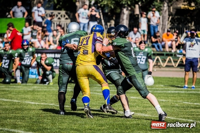 Zdjęcie w galerii na portalu naszraciborz.pl: Cztery drużyny futbolu amerykańskiego walczyły w Raciborzu o udział w mistrzostwach Polski PLFA 8 wiadomości z regionu