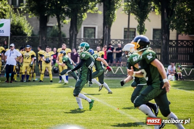 Zdjęcie w galerii na portalu naszraciborz.pl: Cztery drużyny futbolu amerykańskiego walczyły w Raciborzu o udział w mistrzostwach Polski PLFA 8 wiadomości z regionu