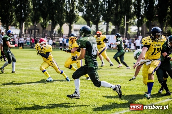 Zdjęcie w galerii na portalu naszraciborz.pl: Cztery drużyny futbolu amerykańskiego walczyły w Raciborzu o udział w mistrzostwach Polski PLFA 8 wiadomości z regionu