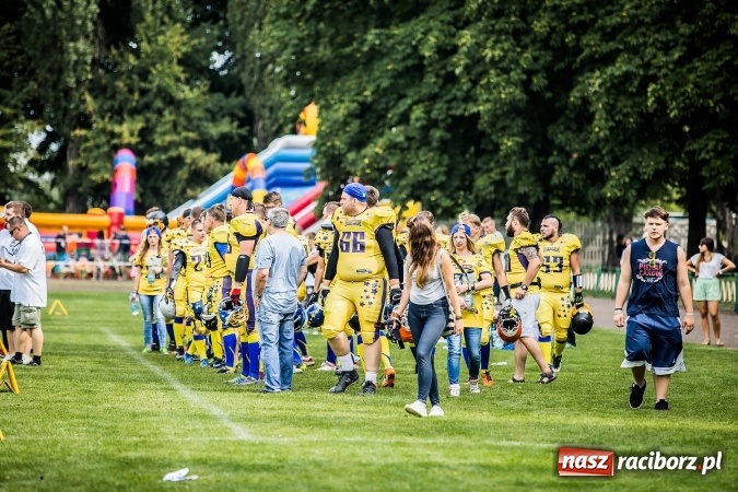 Zdjęcie w galerii na portalu naszraciborz.pl: Cztery drużyny futbolu amerykańskiego walczyły w Raciborzu o udział w mistrzostwach Polski PLFA 8 wiadomości z regionu