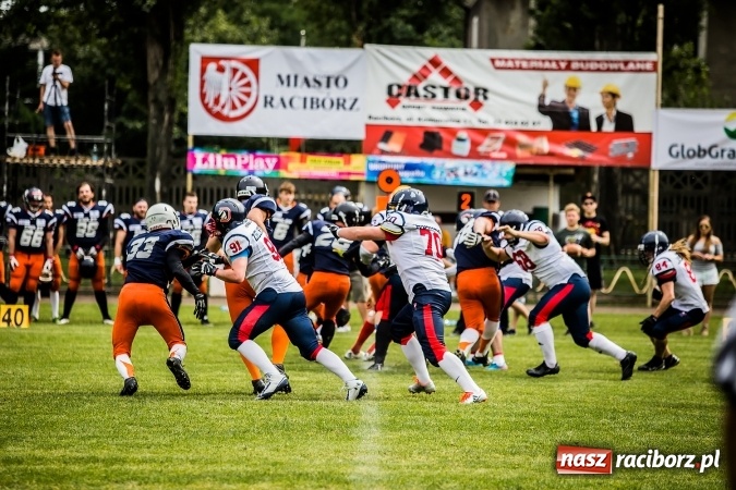 Zdjęcie w galerii na portalu naszraciborz.pl: Cztery drużyny futbolu amerykańskiego walczyły w Raciborzu o udział w mistrzostwach Polski PLFA 8 wiadomości z regionu