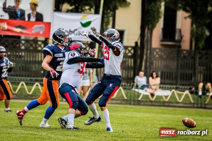 Zdjęcie w galerii na portalu naszraciborz.pl: Cztery drużyny futbolu amerykańskiego walczyły w Raciborzu o udział w mistrzostwach Polski PLFA 8 wiadomości z regionu