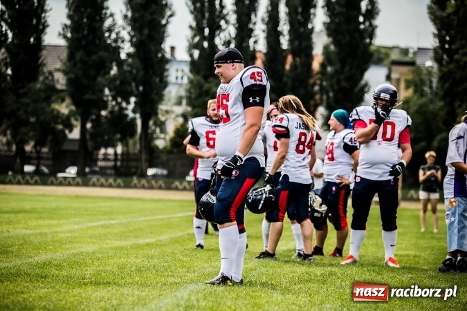 Zdjęcie w galerii na portalu naszraciborz.pl: Cztery drużyny futbolu amerykańskiego walczyły w Raciborzu o udział w mistrzostwach Polski PLFA 8 wiadomości z regionu