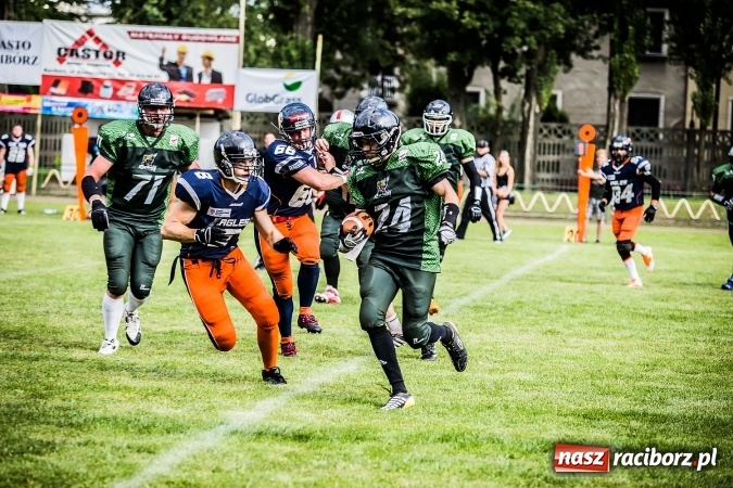 Zdjęcie w galerii na portalu naszraciborz.pl: Cztery drużyny futbolu amerykańskiego walczyły w Raciborzu o udział w mistrzostwach Polski PLFA 8 wiadomości z regionu