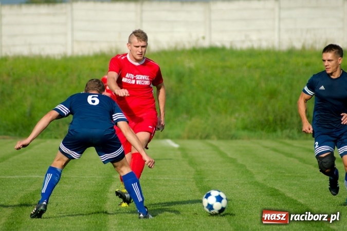 Zdjęcie w galerii na portalu naszraciborz.pl: A klasa: Płomień strawił Wypoczynek wiadomości z regionu