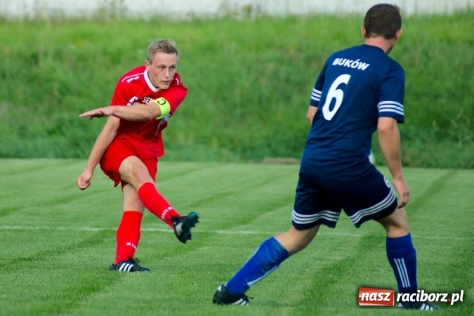 Zdjęcie w galerii na portalu naszraciborz.pl: A klasa: Płomień strawił Wypoczynek wiadomości z regionu