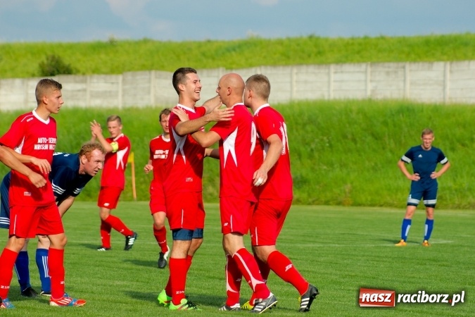 Zdjęcie w galerii na portalu naszraciborz.pl: A klasa: Płomień strawił Wypoczynek wiadomości z regionu