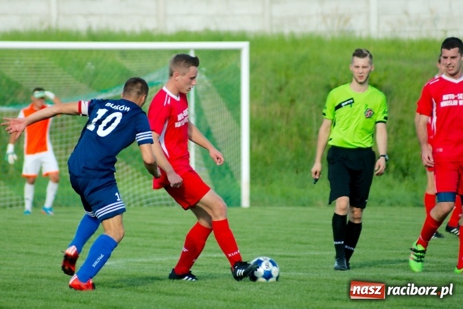 Zdjęcie w galerii na portalu naszraciborz.pl: A klasa: Płomień strawił Wypoczynek wiadomości z regionu