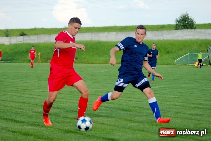 Zdjęcie w galerii na portalu naszraciborz.pl: A klasa: Płomień strawił Wypoczynek wiadomości z regionu