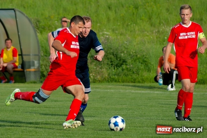 Zdjęcie w galerii na portalu naszraciborz.pl: A klasa: Płomień strawił Wypoczynek wiadomości z regionu