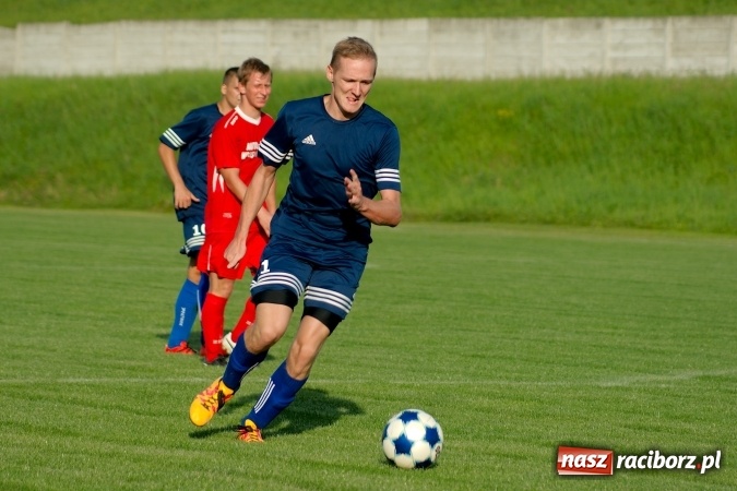 Zdjęcie w galerii na portalu naszraciborz.pl: A klasa: Płomień strawił Wypoczynek wiadomości z regionu