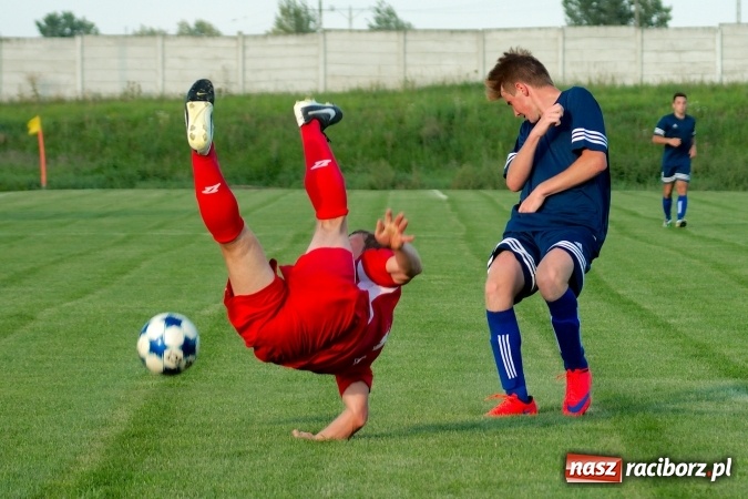 Zdjęcie w galerii na portalu naszraciborz.pl: A klasa: Płomień strawił Wypoczynek wiadomości z regionu