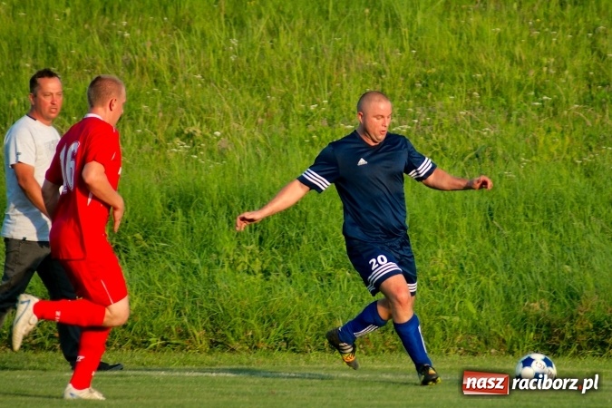 Zdjęcie w galerii na portalu naszraciborz.pl: A klasa: Płomień strawił Wypoczynek wiadomości z regionu