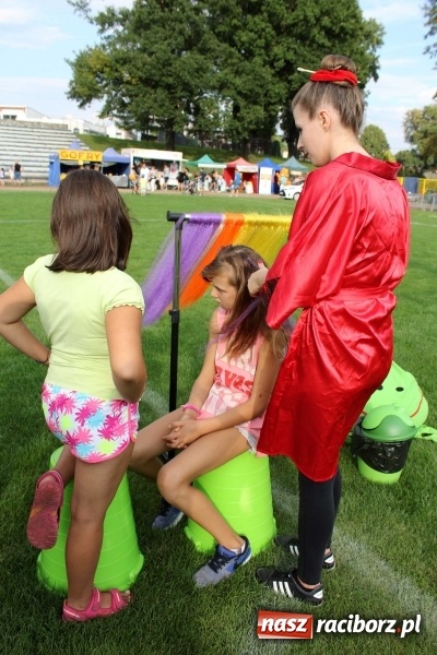 Zdjęcie w galerii na portalu naszraciborz.pl: Memoriał 2016: dzień pierwszy - wręczenie nagr&oacute;d, oficjalne otwarcie, pokazy zapaśnicze i blok dla dzieci wiadomości z regionu