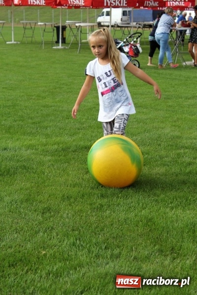 Zdjęcie w galerii na portalu naszraciborz.pl: Memoriał 2016: dzień pierwszy - wręczenie nagr&oacute;d, oficjalne otwarcie, pokazy zapaśnicze i blok dla dzieci wiadomości z regionu