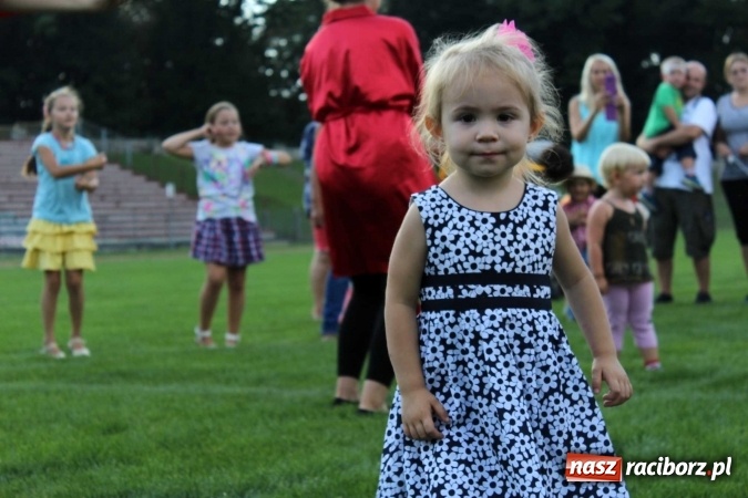 Zdjęcie w galerii na portalu naszraciborz.pl: Memoriał 2016: dzień pierwszy - wręczenie nagr&oacute;d, oficjalne otwarcie, pokazy zapaśnicze i blok dla dzieci wiadomości z regionu