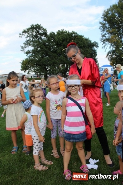 Zdjęcie w galerii na portalu naszraciborz.pl: Memoriał 2016: dzień pierwszy - wręczenie nagr&oacute;d, oficjalne otwarcie, pokazy zapaśnicze i blok dla dzieci wiadomości z regionu
