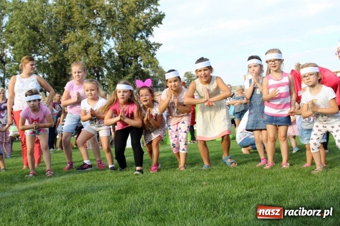 Zdjęcie w galerii na portalu naszraciborz.pl: Memoriał 2016: dzień pierwszy - wręczenie nagr&oacute;d, oficjalne otwarcie, pokazy zapaśnicze i blok dla dzieci wiadomości z regionu