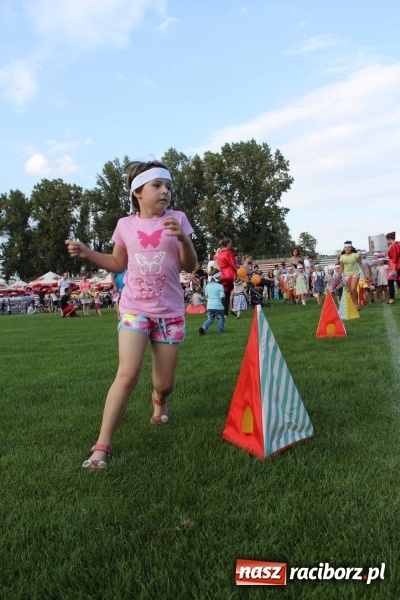 Zdjęcie w galerii na portalu naszraciborz.pl: Memoriał 2016: dzień pierwszy - wręczenie nagr&oacute;d, oficjalne otwarcie, pokazy zapaśnicze i blok dla dzieci wiadomości z regionu
